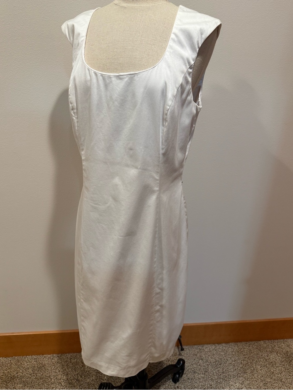 White House Black Market White Cap-Sleeve Scoop Neck Tunic